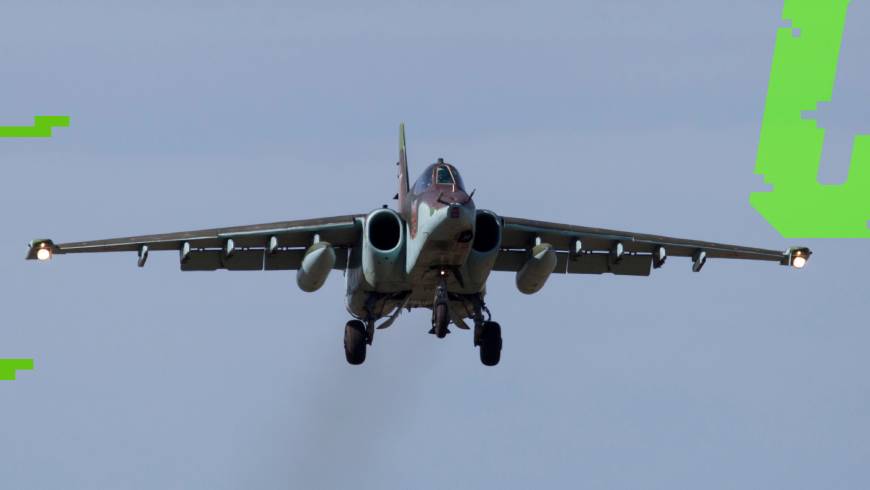 Su-25 dymiące silniki